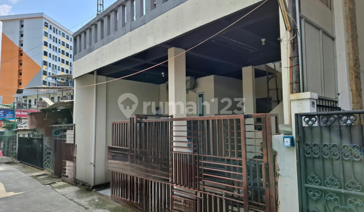 Affordable House on Mapalus Street, Pegangsaan Dua, Kelapa Gading
