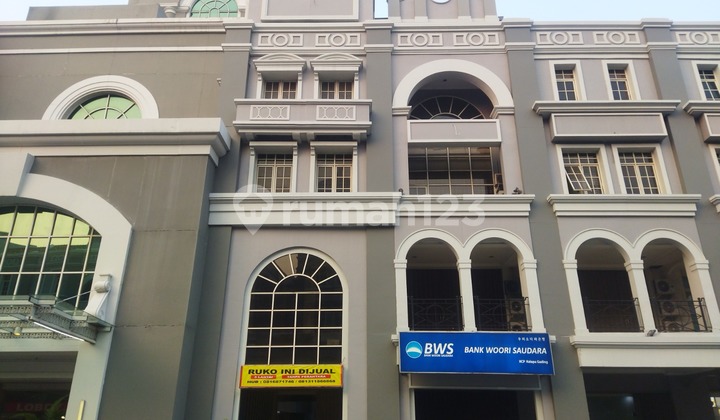 Ruko Murah 4lt di MOI,Jl bouleard barat raya,Kelapa Gading Ruko Murah 4lt di MOI,Jl bouleard barat raya,Kelapa Gading