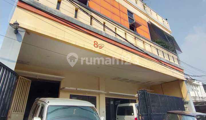 Ruko Murah 2lt di Jl soleh 2, Sukabumi Selatan,Kebon Jeruk,Jakbar Ruko Murah 2lt di Jl soleh 2, Sukabumi Selatan,Kebon Jeruk,Jakbar