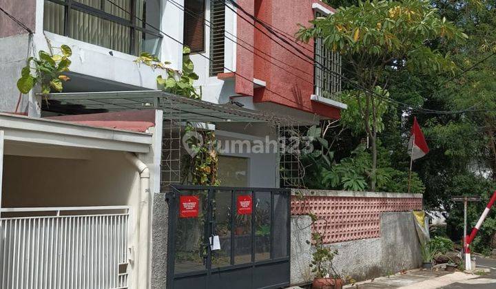 Rumah Murah 2lt di Jl Danau Mahalona,bendungan Hilir,tanah Abang 1