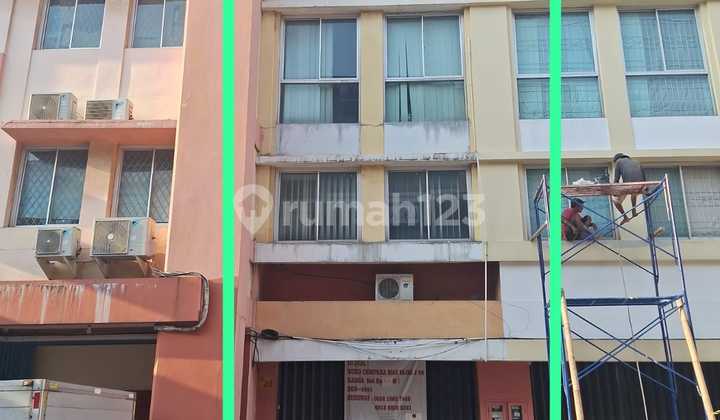 Ruko Murah Bgt 3Lt di Mega Grosir Cempaka Mas,Sumur Batu