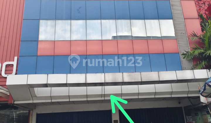 Affordable 4-Story Shophouse on Jl Melawai Raya, Kramat Pela, Kebayoran Baru Affordable 4-Story Shophouse on Jl Melawai Raya, Kramat Pela, Kebayoran Baru
