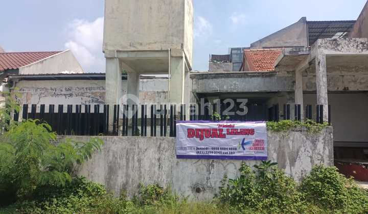 Cheap House Needs Renovation in Bintaro Jaya, Manyar 2 Street, Bintaro