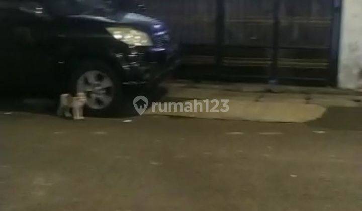 Rumah strategis kebon sirih belakang jalan Sabang  1