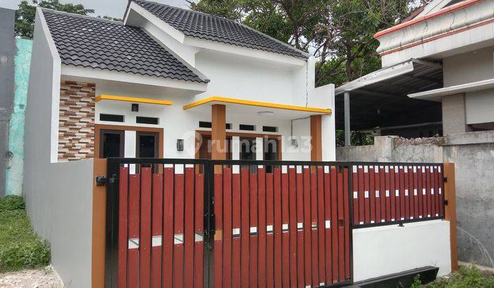 Di Jual Rumah Siap Huni Senopati Bantar Gebang 1