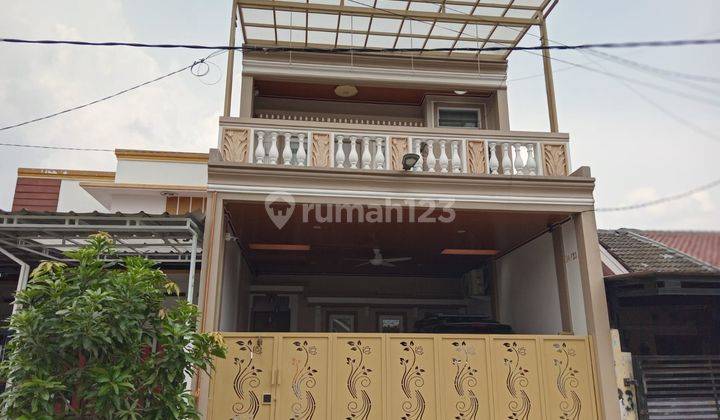 Di Jual Rumah Mewah 2,5 Lantai Siap Huni Vida Bantar Gebang  1