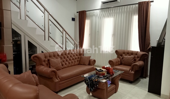 Di Jual Rumah Murah Free Kolam Renang di Vida Kota Bekasi 2