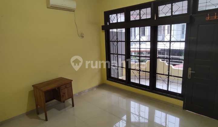 Disewakan Rmh Klp Gdg Bcs Pegangsaan Dua,5X15, 2Lt Kmtdr 3 , Kmd 2 , Dpn Rmh 2Jalur Mobil