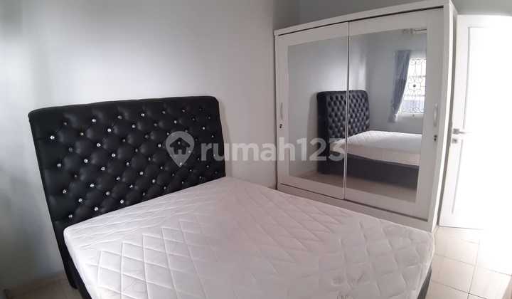 Disewakan Rmh di Metlen Menteng Jkt Timur 8X15, 1Lt Hrg 55Jt 1Th 2Kmtdr 1Kmd Furnish.perumahan 2