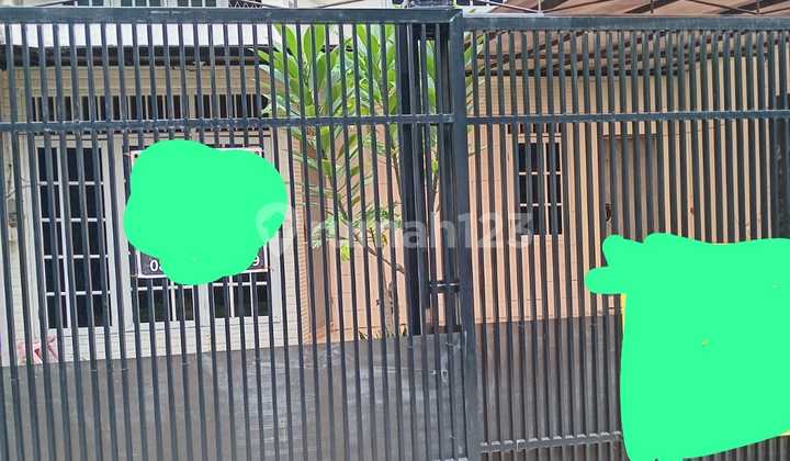 For Sale House in Kelapa Gading BCS 7x15, 2 Floors, Price 2.2M Negotiable, 3Km to Mall, 2Km to Toll Road, 2 Car Garages in Front of the House, 2 Car Lanes.