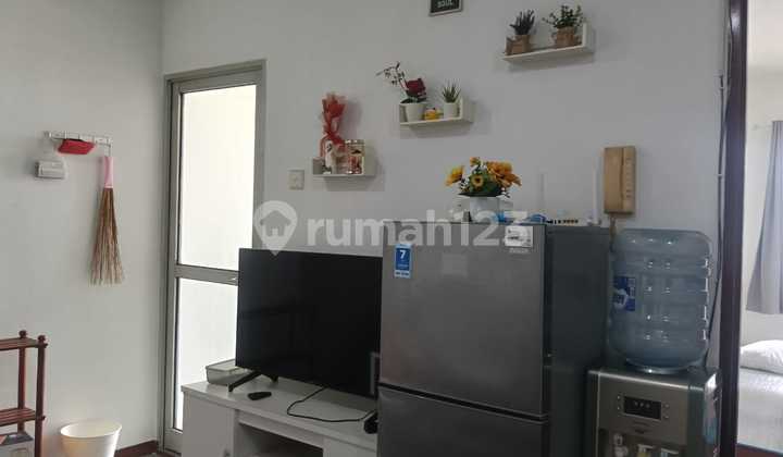 For Rent Mediterranean Apartment Gajah Mada 2 BR Fully Furnished Newly Renovated