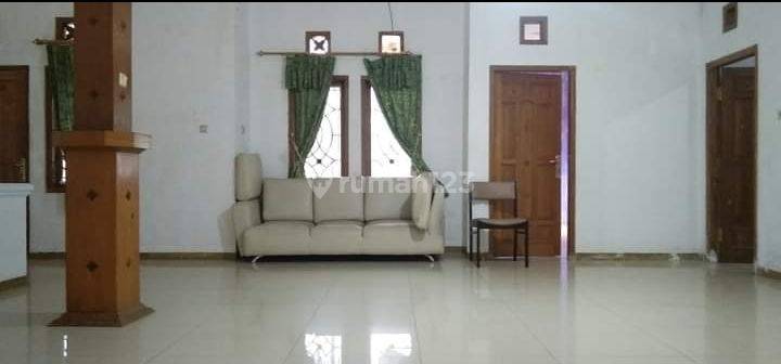 Rumah di Ujung Berung harga di bawah pasaran cocok untuk villa, workshop, kantor,  2