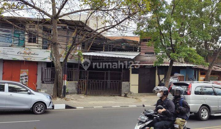 Rumah 2 Lantai Sertifikat Hak Milik di Surapati Bandung 1