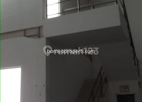 Gudang Sewa Strategis, di Bizhub Kariangau