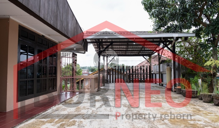 Rumah Modern Mewah Bagus Sangat Luas di Tengah Kota Balikpapan Rumah Modern Mewah Bagus Sangat Luas di Tengah Kota Balikpapan