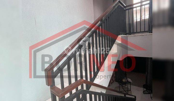 Rumah Dengan Konsep Modern 2 Lantai Di Kota Balikpapan 2