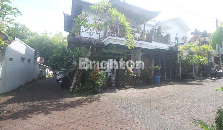 5BR Rumah Bali di Canggu 1