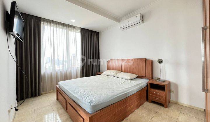 Best Price Apartement Fx Residence 3 BR Furnished Bagus 2