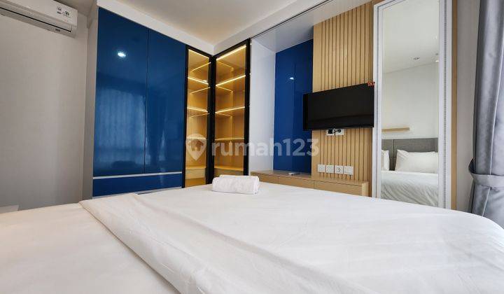 Apartement The Newton 1 1 BR Furnished Bagus 2