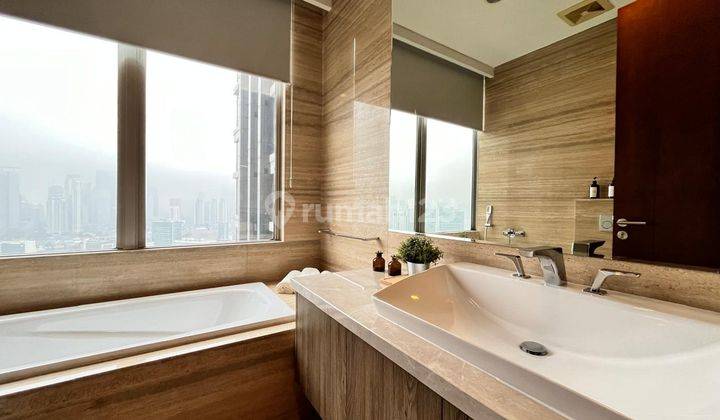 Apartement The Elements 3 BR Semi Furnished Bagus 2