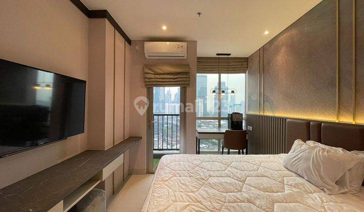 Apartement The Newton 1 1 BR Furnished Bagus 2