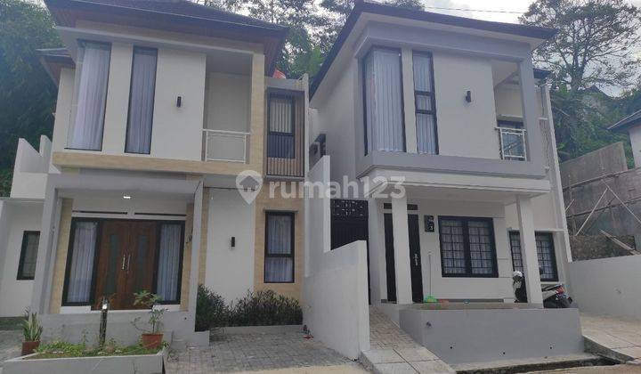 RUMAH DIJUAL BARU MURAH 2LT CIMUNCANG PADASUKA BANDUNG