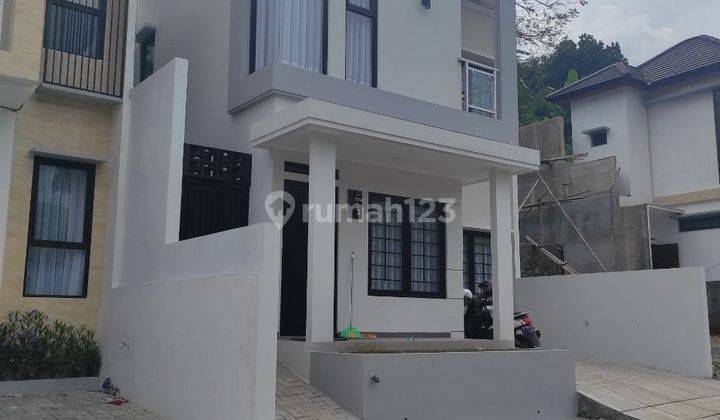 RUMAH DIJUAL BARU MURAH 2LT CIMUNCANG PADASUKA BANDUNG 2