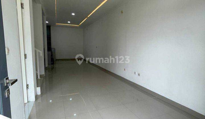 RUMAH PAGEDANGAN SERPONG DEKAT BSD TANGSEL 2 LANTAI BARU MURAH 2