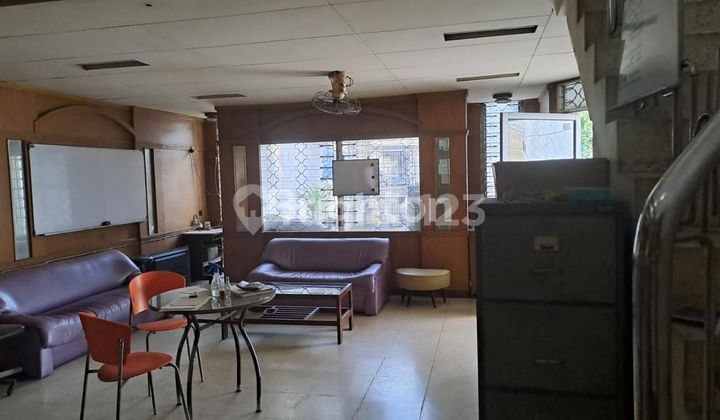 rumah strategis tengah kota 2