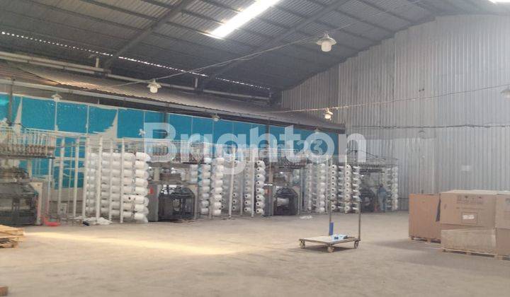 DISEWAKAN TANAH DAN BANGUNAN GUDANG 1