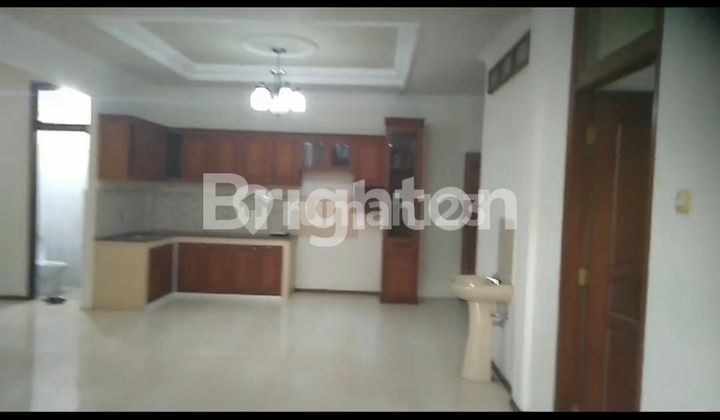 DIJUAL RUMAH WISMA MEDOKAN MURAH! 2