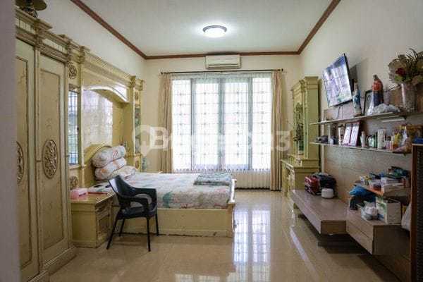 Dijual Rumah Mewah Manyar Kertoardi 2