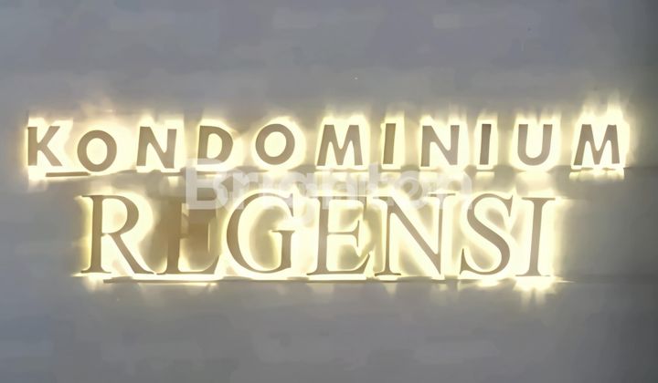 Penthouse 3 lantai Condominium Regency