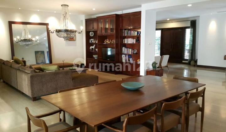 Rumah Dijual Mewah Strategis di Cilandak Jakarta Selatan