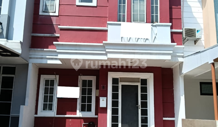 Disewakan / Dijual Rumah 2 Lantai di Malibu Village Gading Serpong