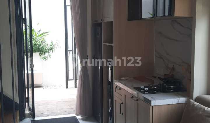 Elegant 2-Story Modern House, Scenic Environment - Gn. Sindur 2