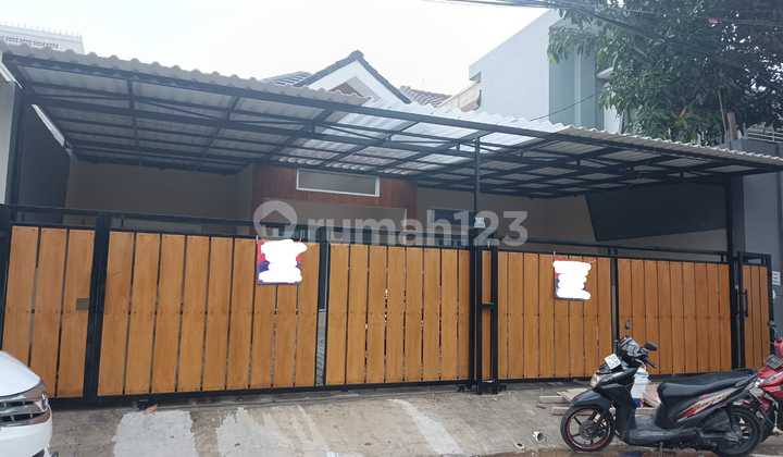 Rumah Full Renovasi Rapih / Baja Ringan di Villa Melati Mas