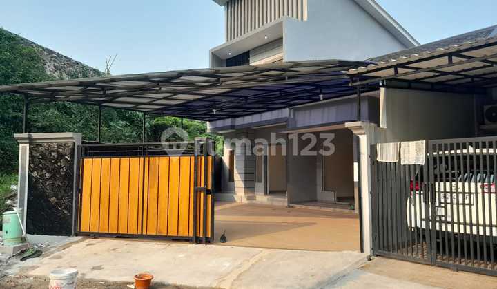 For Sale Fully Renovated Neat Move-In Ready House in Serpong Park