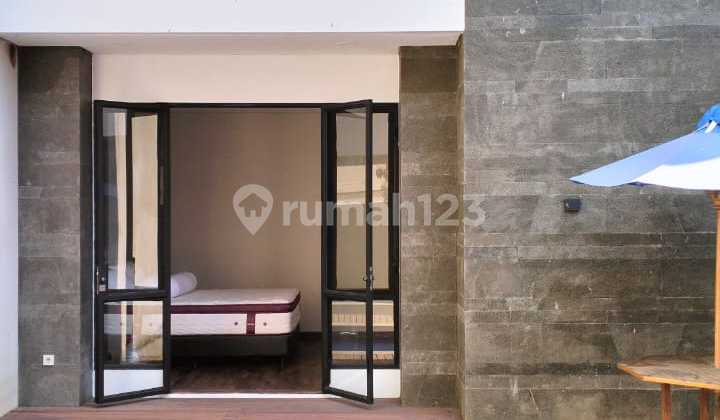 Dijual Rumah Emerald Cove Gading Serpong