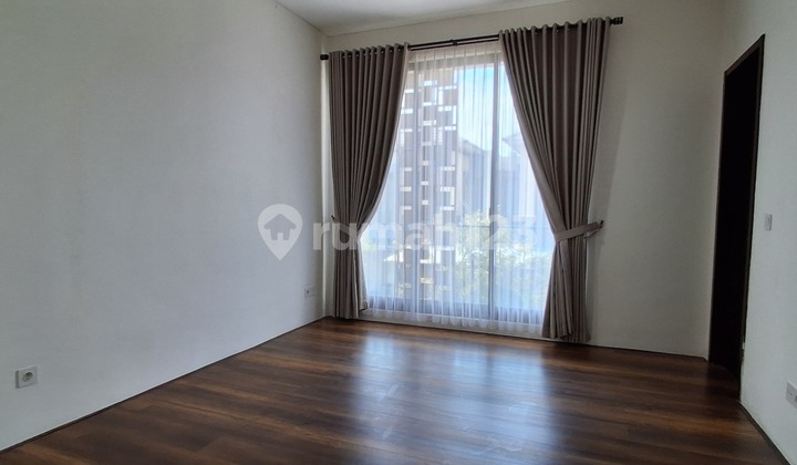 2-Storey Ready-to-Occupy House in The Mozia BSD City 2-Storey Ready-to-Occupy House in The Mozia BSD City