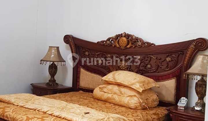 Dijual Rumah 3 Lantai Furnished, di Karawaci Tangerang 2