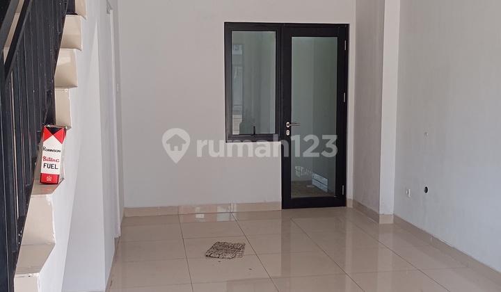 For Rent 2-Story Shophouse in BSD City Ychub 2