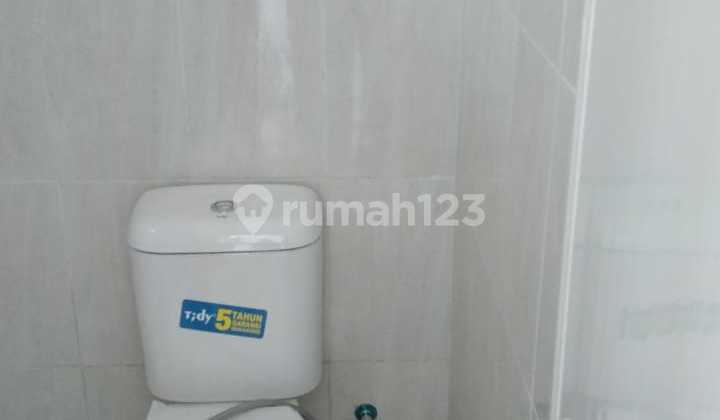 Affordable 2-Story Shophouse in Bratang Binangun, Strategic Location 2