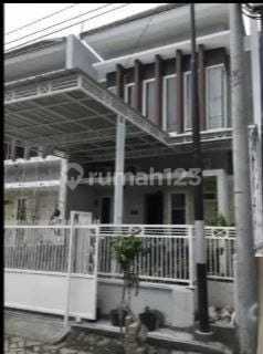 Rumah 2 Lantai Bagus Furnished SHM di Green Semanggi Mangrove