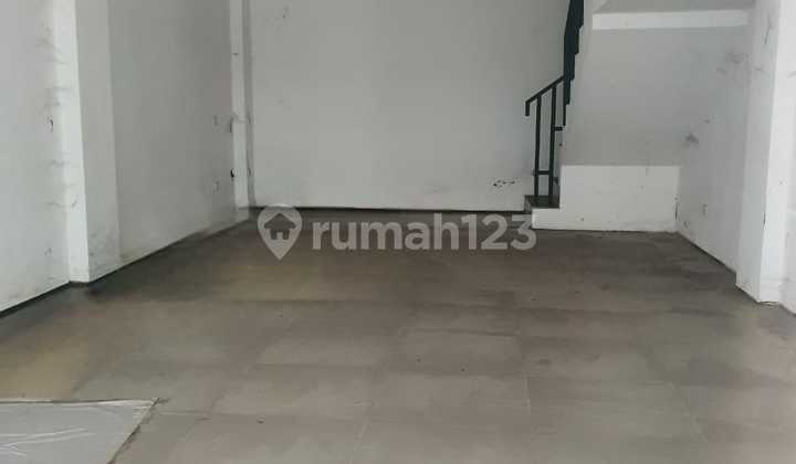 Ruko 3 Lantai Bagus HGB di Driyorejo Lokasi Strategis 2