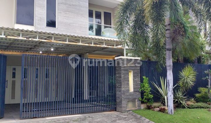 Nice 2-Story Furnished House in Graha Famili Ready to Live In