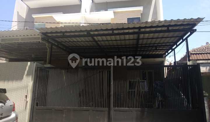 Good Minimalist 2-Story House with SHM in Rungkut Menanggal