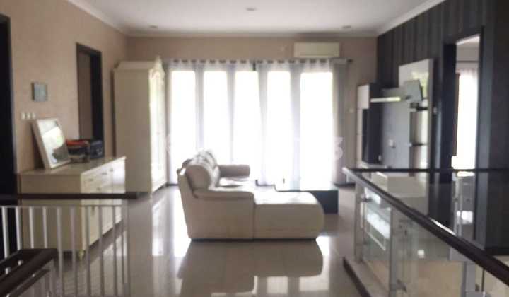 Rumah 2 Lantai Bagus HGB di Graha Famili Siap Huni 2