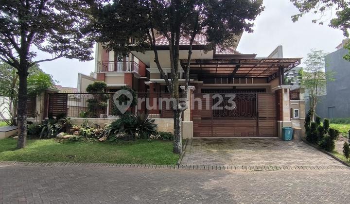 Rumah 2 Lantai Bagus SHM di Perumahan Araya Siap Huni 1