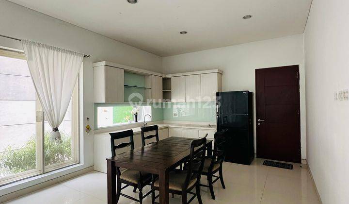 Rumah Bagus SHM Semi Furnish di Graha Famili Siap Huni 2